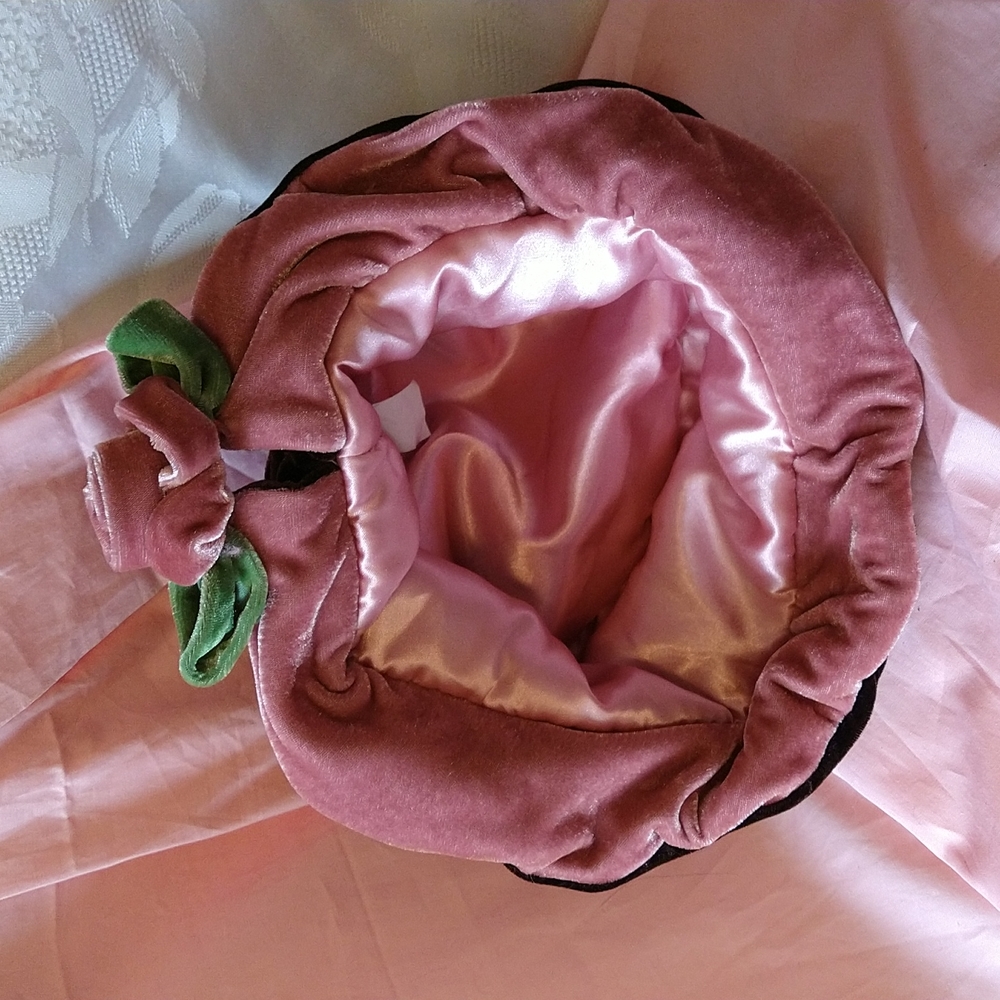 Brown and pink velour hat - Picture 5 of 8